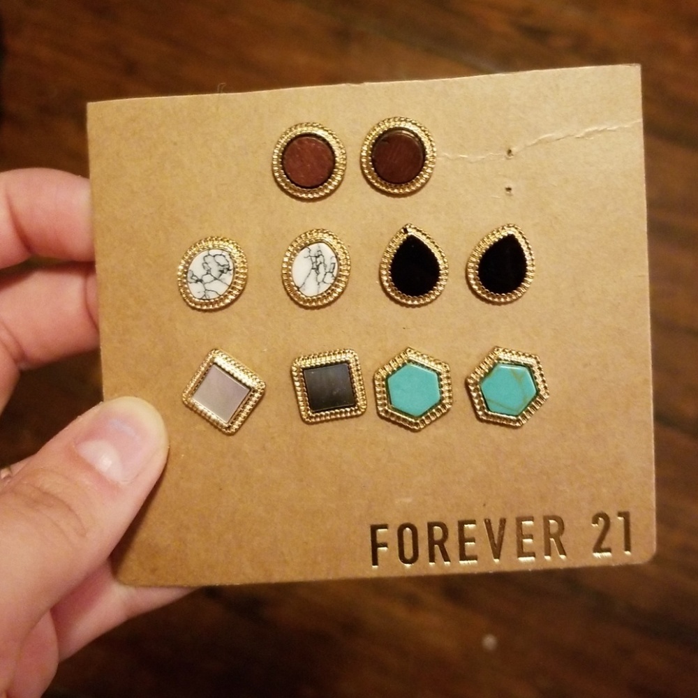 Earring pack